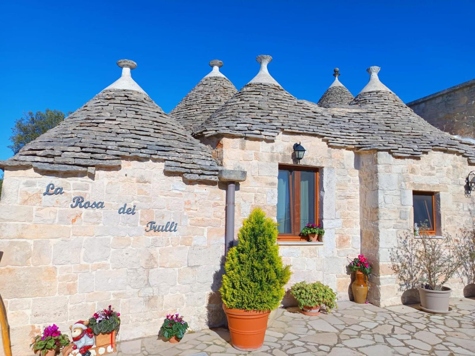 La Rosa Dei Trulli B&B Alberobello Exterior photo